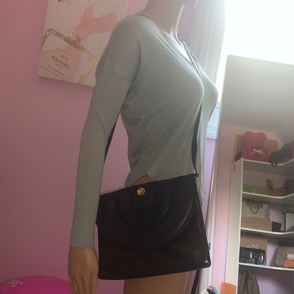 Movado clutch/ crossbody - Picture 6 of 8